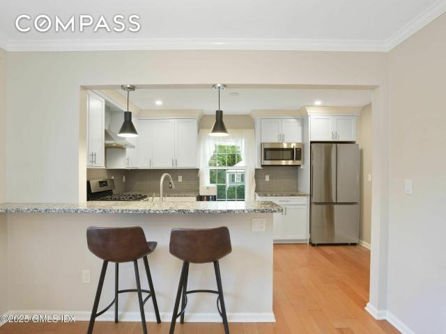 Condo for sale in Greenwich