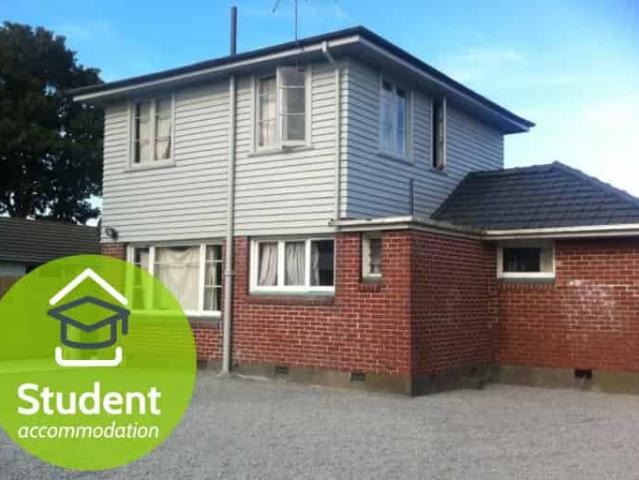 House for rent in Chaslands, Canterbury