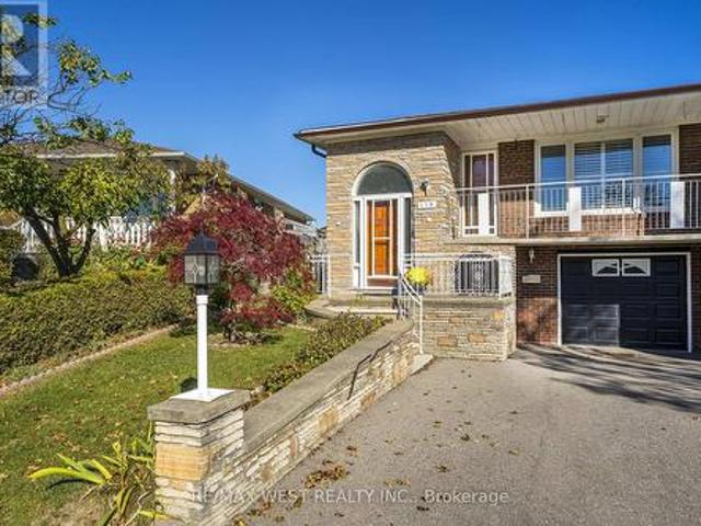 House for sale in Vaughan, Golden Horseshoe