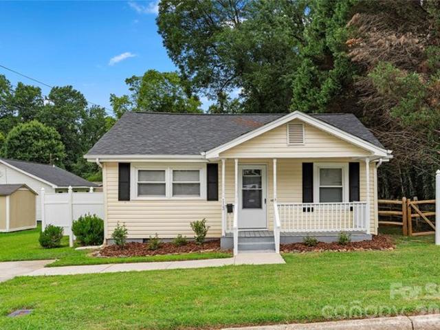 House for sale in Belmont, North Carolina