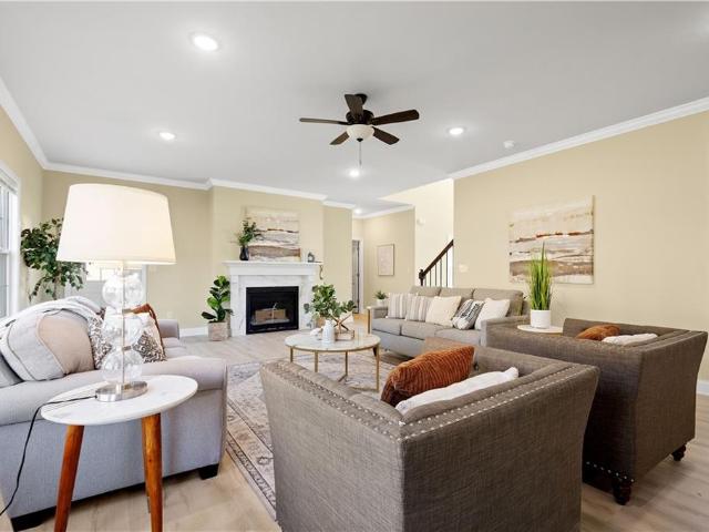 House for sale in Venetia, Pennsylvania
