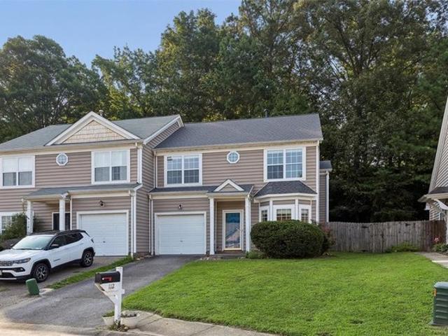 Townhouse for sale in Virginia
