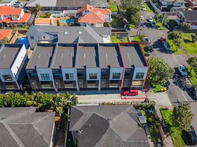 Townhouse for sale in Balmoral, Oroua County