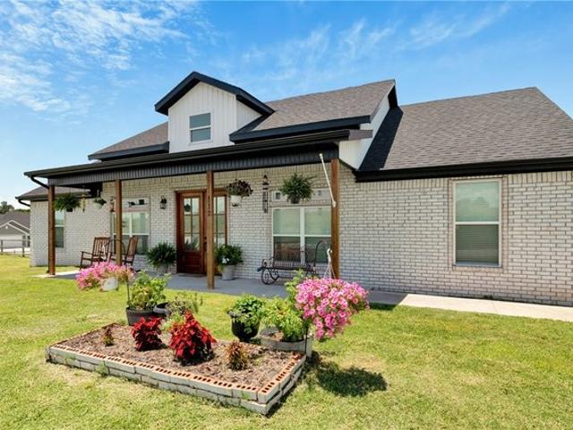 House for sale in Ark