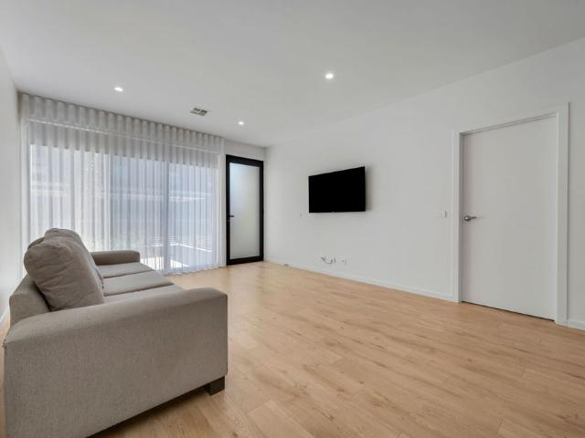 Townhouse for rent in Googong, New South Wales
