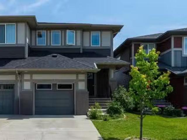 House for sale in Airdrie, Alberta