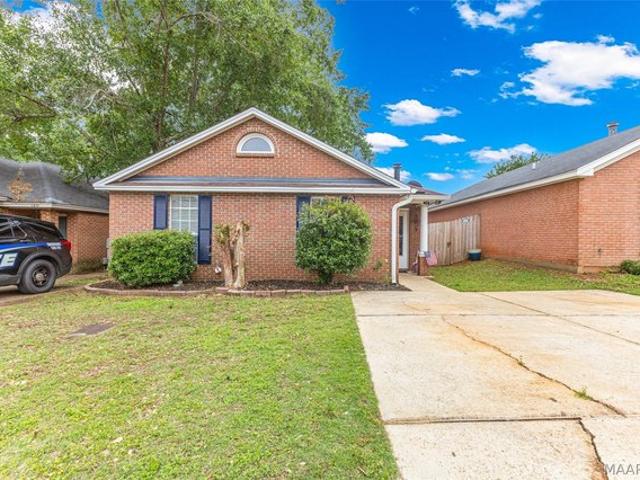 House for sale in Elmore, Alabama