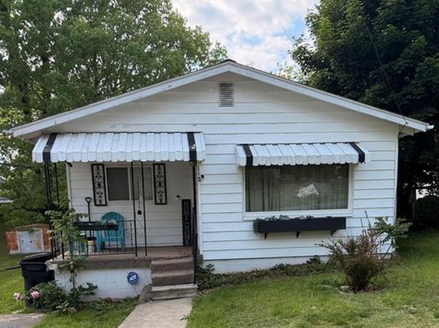 House for sale in Beckley, West Virginia