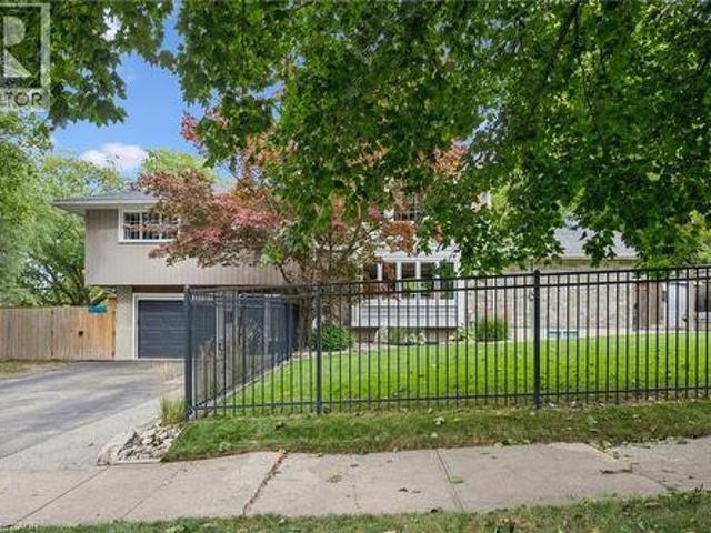 House for sale in Waterloo, Ontario