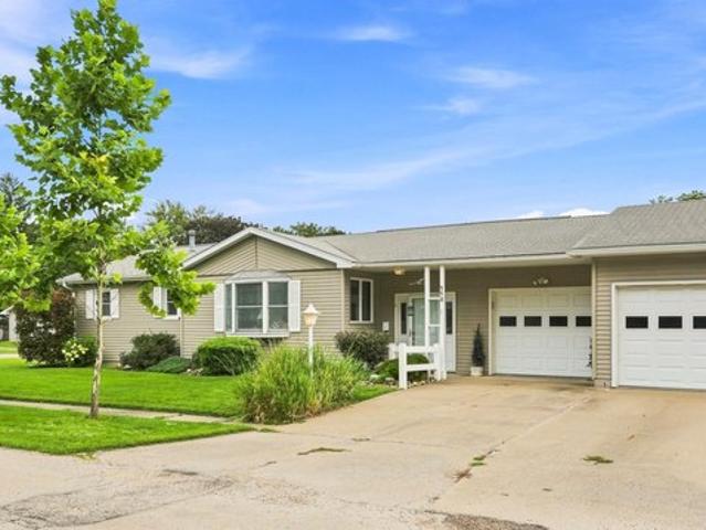 House for sale in Mediapolis, Iowa