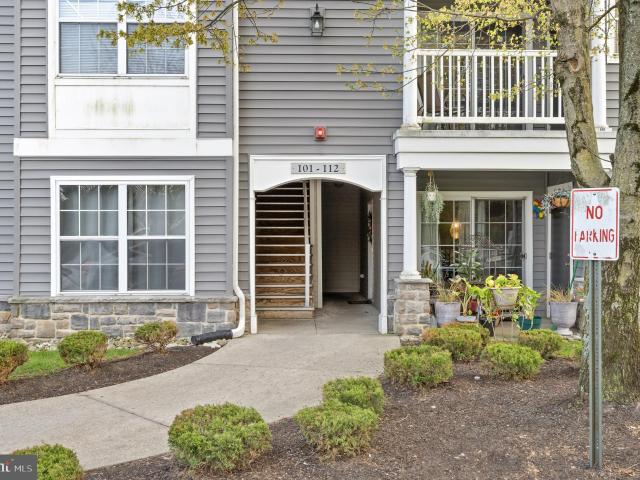 Condo for sale in Bridgeboro, New Jersey