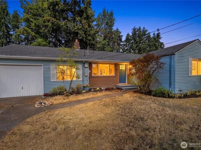 House for sale in Shoreline, Washington