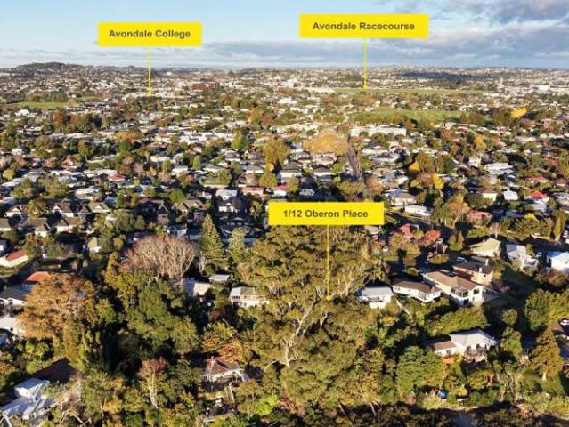 House for sale in Avondale
