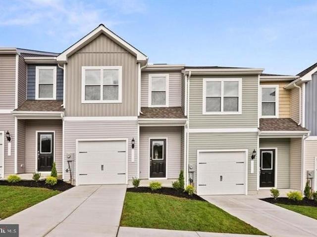 Townhouse for sale in West Virginia