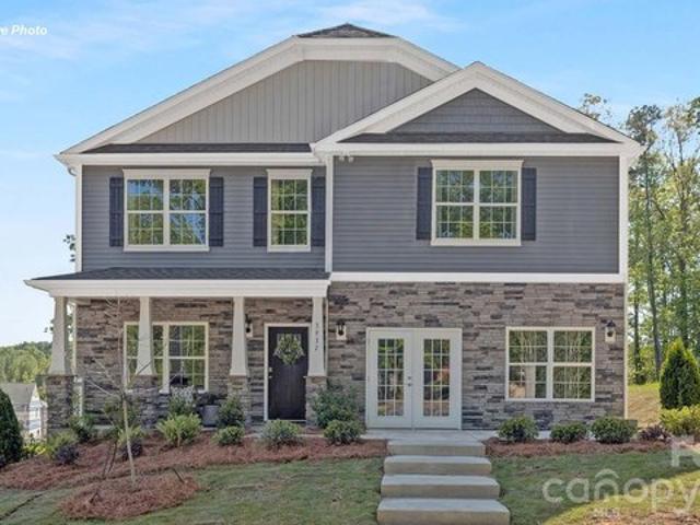 House for sale in Fletcher, North Carolina