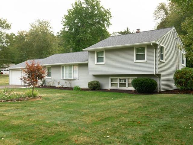 House for sale in Wallingford, Connecticut