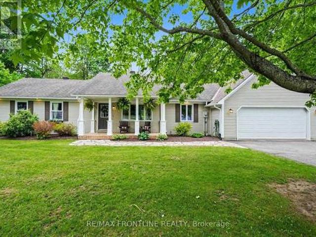 House for sale in Ontario