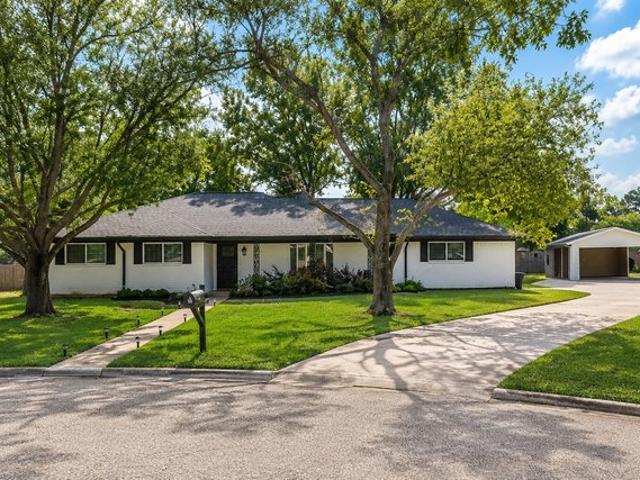 House for sale in Hunt, Texas