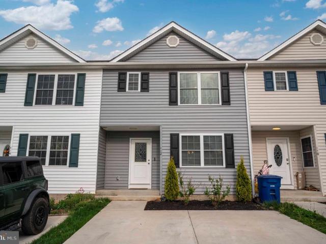 Townhouse for sale in Front Royal