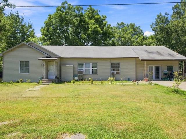 House for sale in Annona, Texas