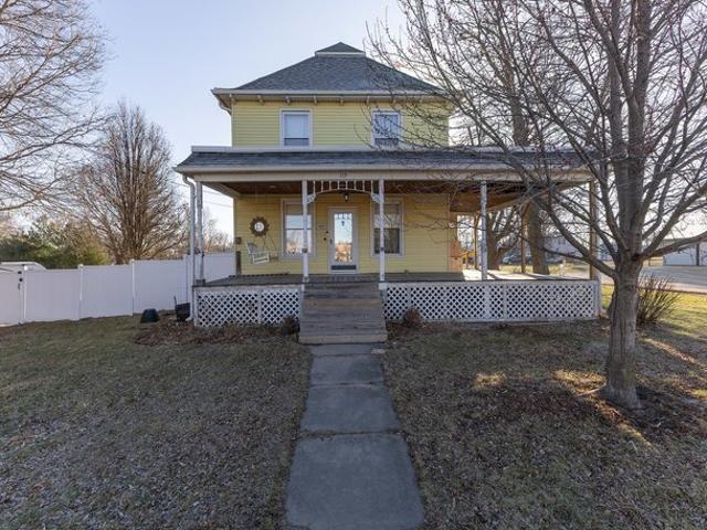 House for sale in Atkinson, Illinois