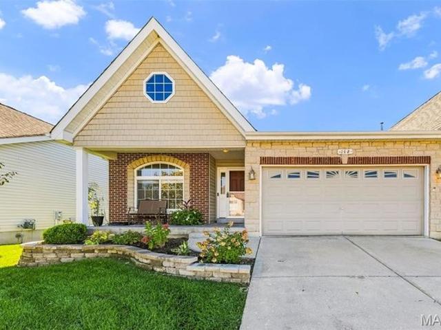 House for sale in Heritage Pointe, Wentzville