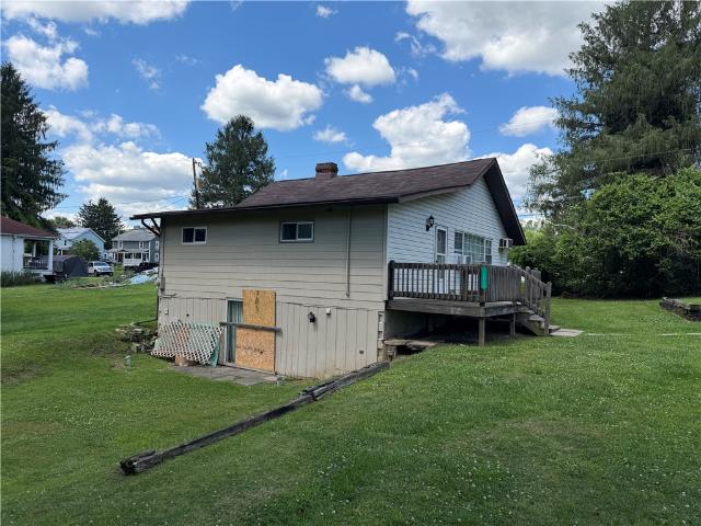 House for sale in Grindstone, Pennsylvania