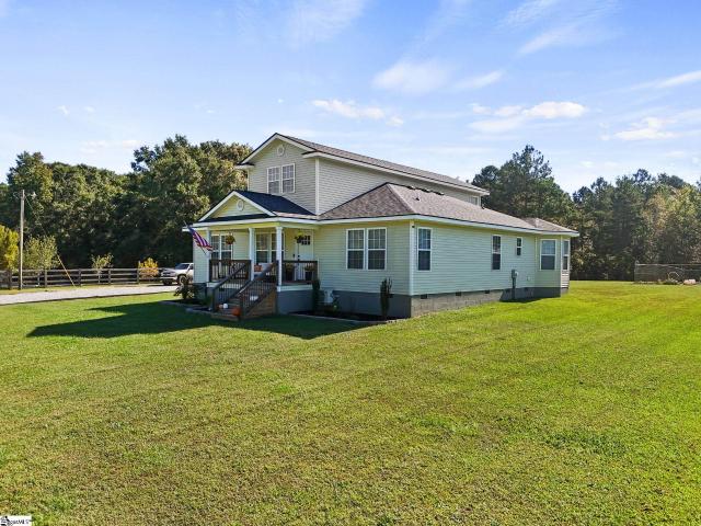 House for sale in Ware Shoals, Greenwood County