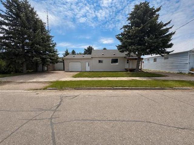 House for sale in Deloraine, Manitoba