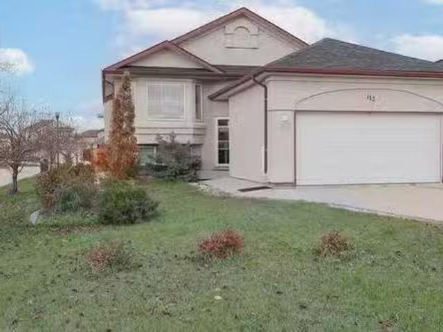 House for sale in East St. Paul, Manitoba