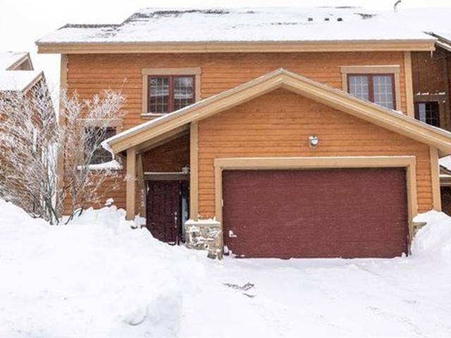 Townhouse for sale in Somerset, Texas