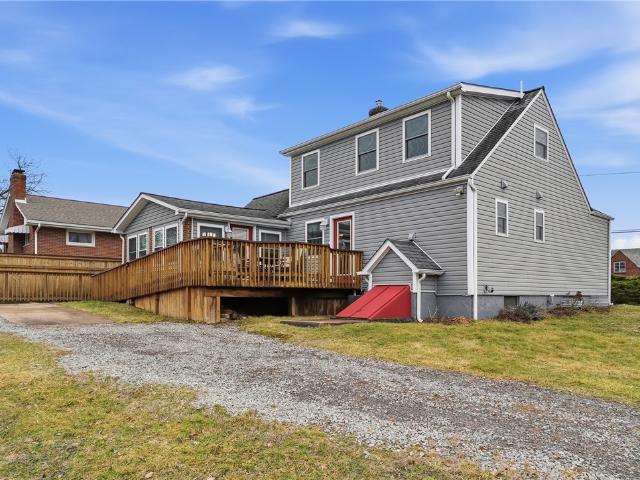 House for sale in Lyndora, Pennsylvania