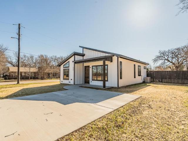 House for sale in Wise, Texas