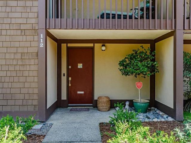 Condo for sale in San Rafael, California