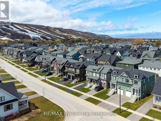House for sale in Collingwood, Central Ontario