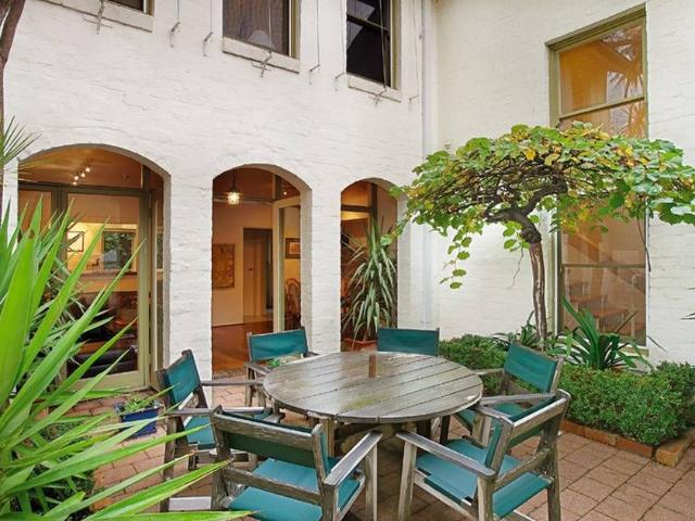 Townhouse for rent in Camerons Creek, Victoria