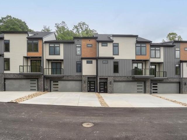 Townhouse for sale in Morgantown, West Virginia