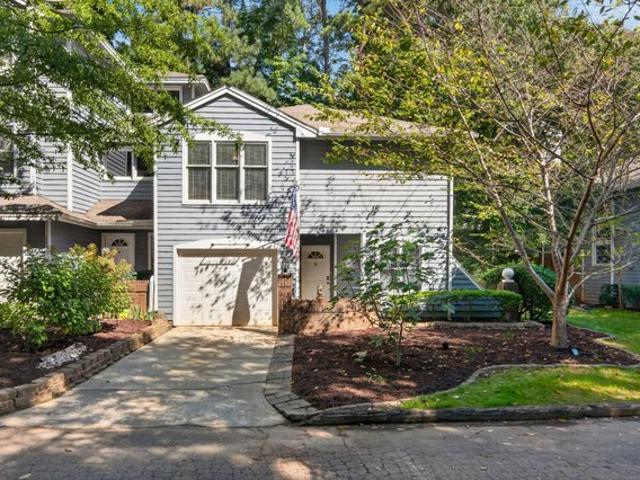 Townhouse for sale in Oxxford Hunt Club, Cary