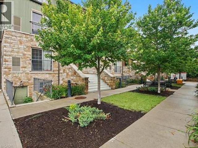 Townhouse for rent in Waterloo, Ontario