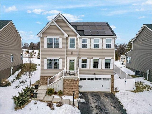 House for sale in Zelienople, Pennsylvania