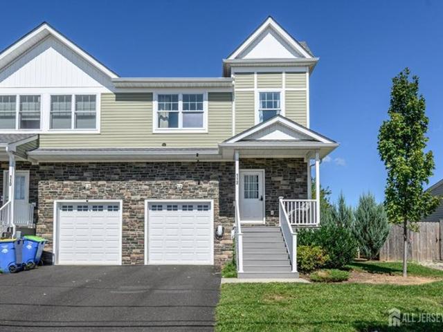 Townhouse for sale in Manville, New Jersey