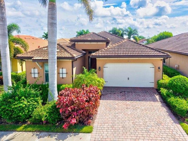 House for sale in Nokomis, Sarasota County