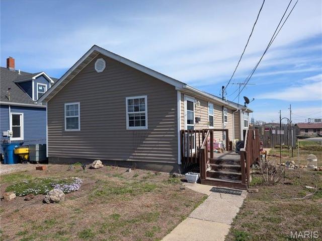 House for sale in Cottage Hills, Illinois