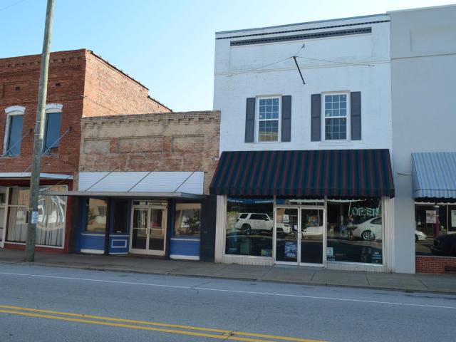 Commercial for sale in Kenly, North Carolina