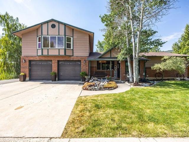 House for sale in Cache, Utah