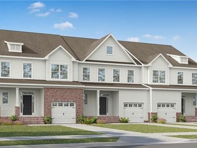 Townhouse for sale in Virginia