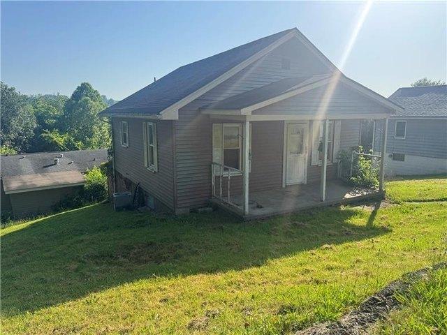 House for sale in Houston, Pennsylvania