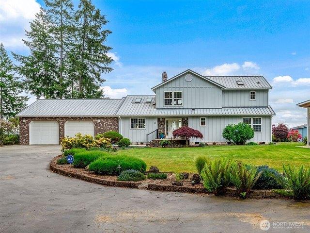 House for sale in Brinnon, Washington