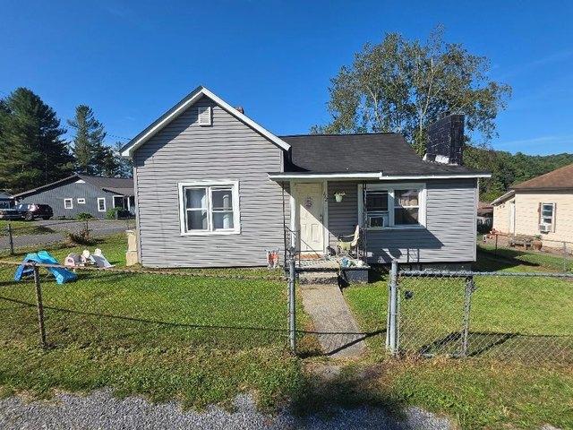 House for sale in Beckley, Raleigh County