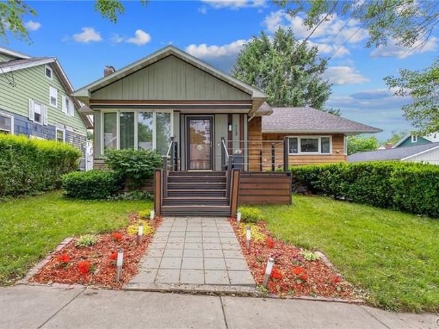 House for sale in Syracuse, New York